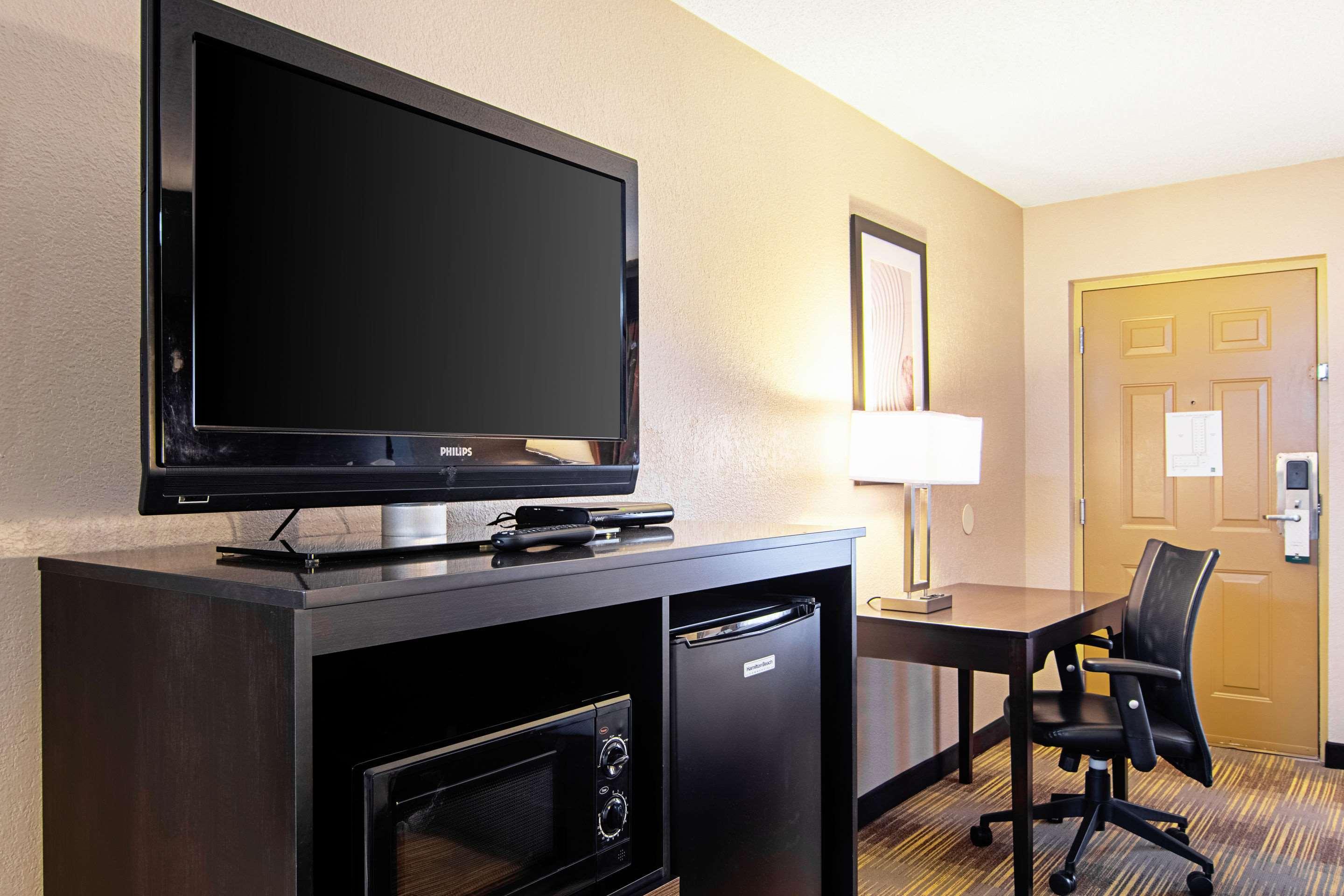 Quality Inn Villa Rica Exterior photo