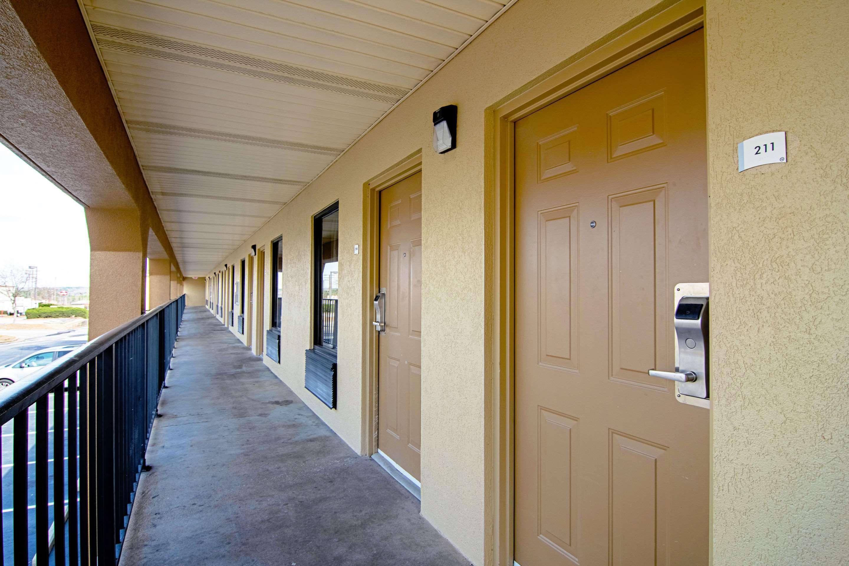 Quality Inn Villa Rica Exterior photo